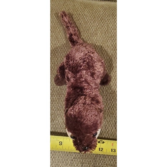 Small Realistic 2014 Wildlife Artists Inc. Stuffed Otter Plush Toy Zoo - Picture 11 of 11